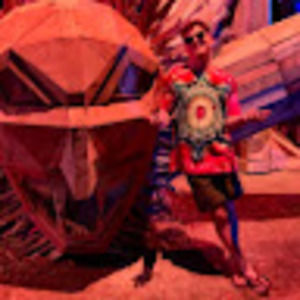 Meet your Posher, Thomas